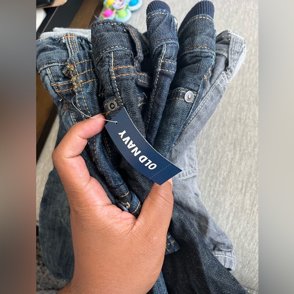 Lot of 6 baby jeans (6) 0-3 months
